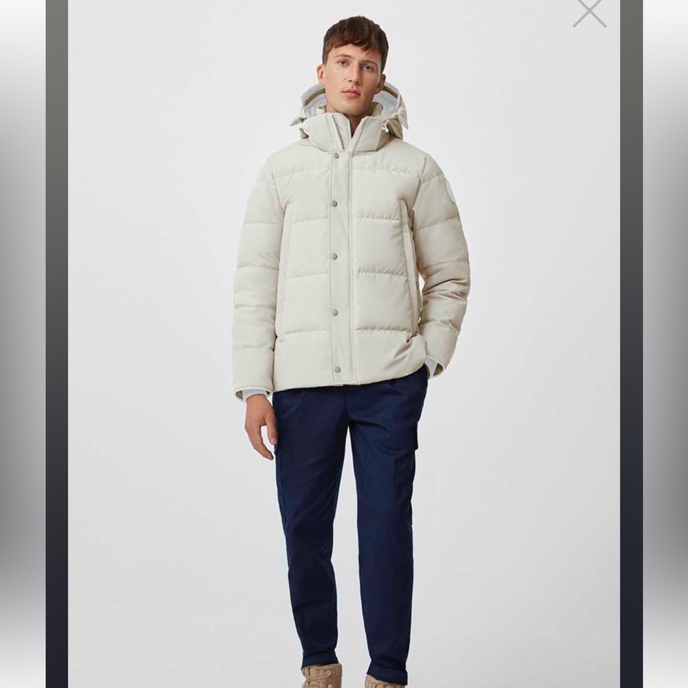 Canada Goose Wyndham Parka Humanature Men Medium- Greige/white